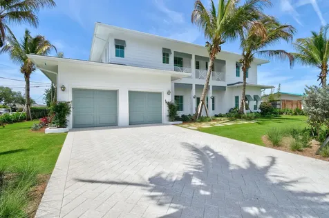 91 Golfview Drive Tequesta FL 33469