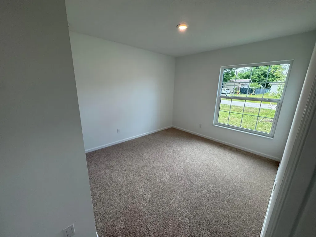 532 SW Buswell Avenue Port St Lucie FL 34983