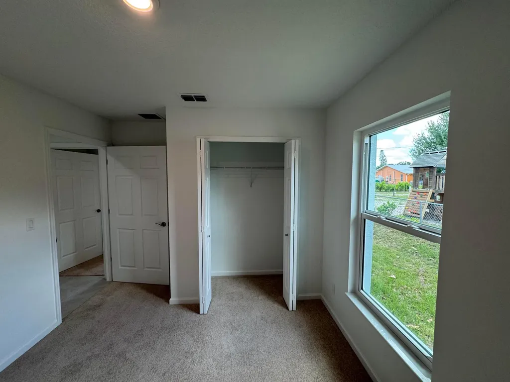 532 SW Buswell Avenue Port St Lucie FL 34983