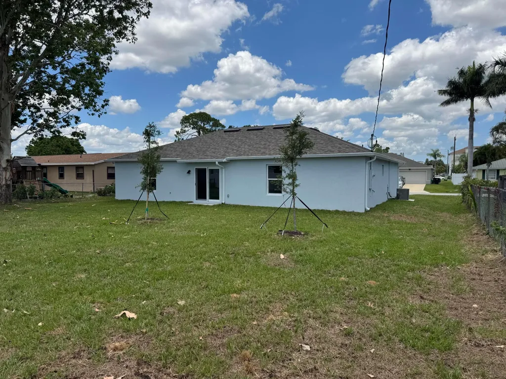 532 SW Buswell Avenue Port St Lucie FL 34983