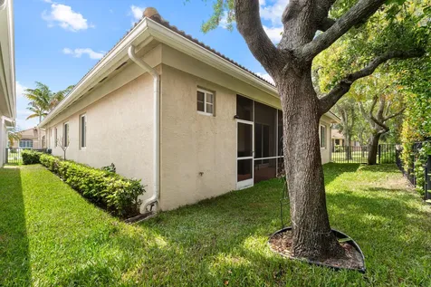 2345 Curley Cut West Palm Beach FL 33411