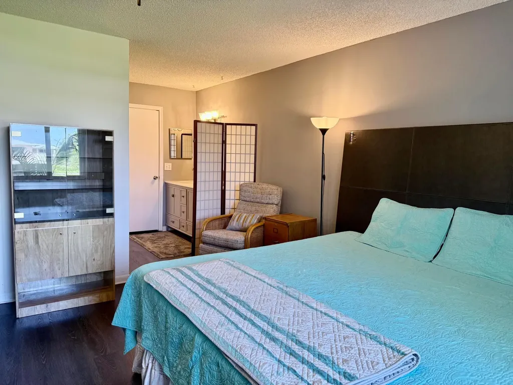 1520 NW 19th Terrace Delray Beach FL 33445