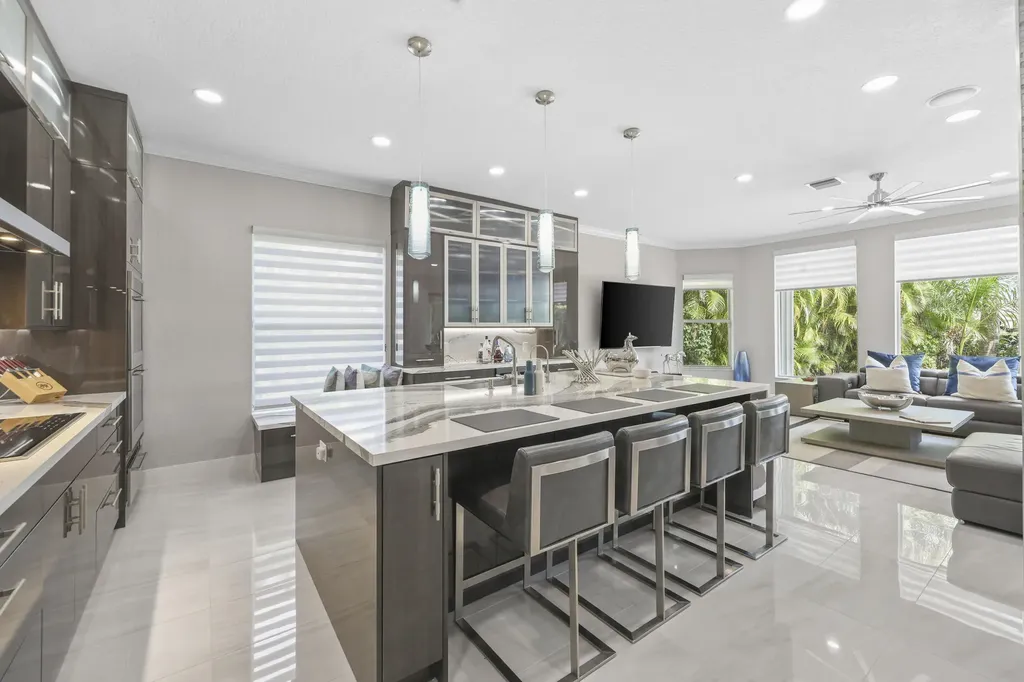 10980 NW 69th Place Parkland FL 33076