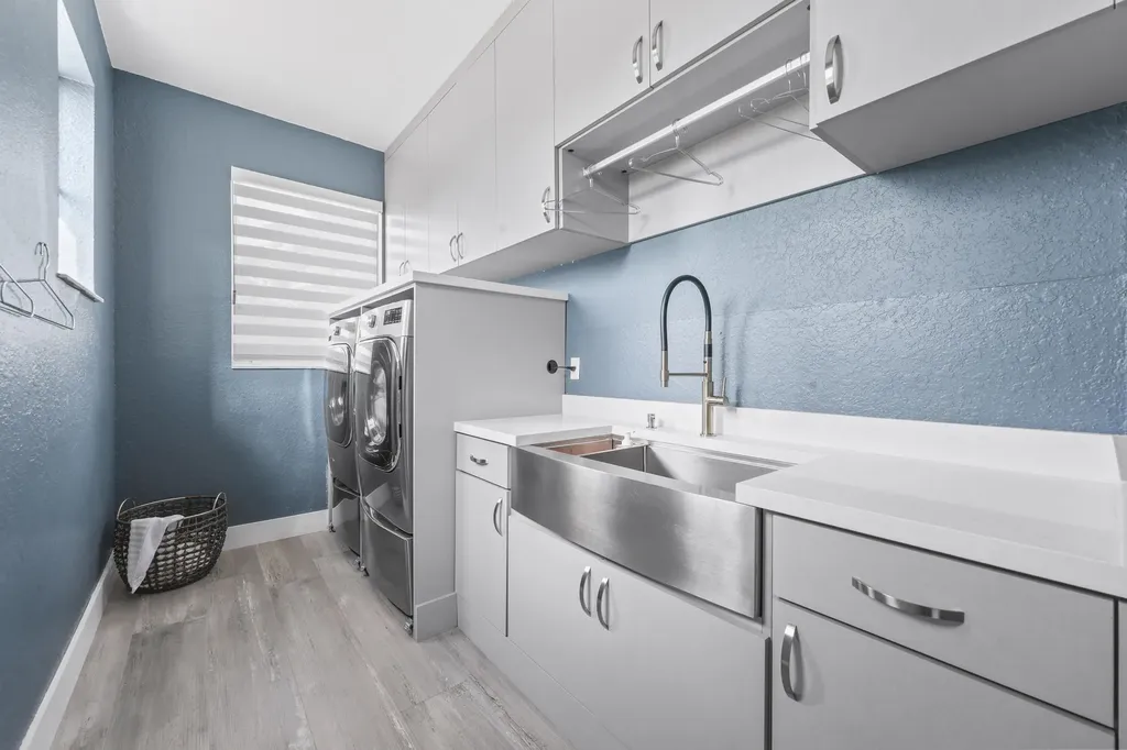 10980 NW 69th Place Parkland FL 33076