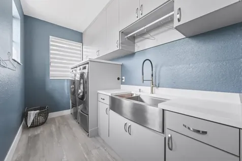 10980 NW 69th Place Parkland FL 33076