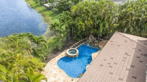 10980 NW 69th Place Parkland FL 33076