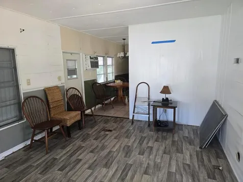 8122 SE Skylark Avenue Hobe Sound FL 33455