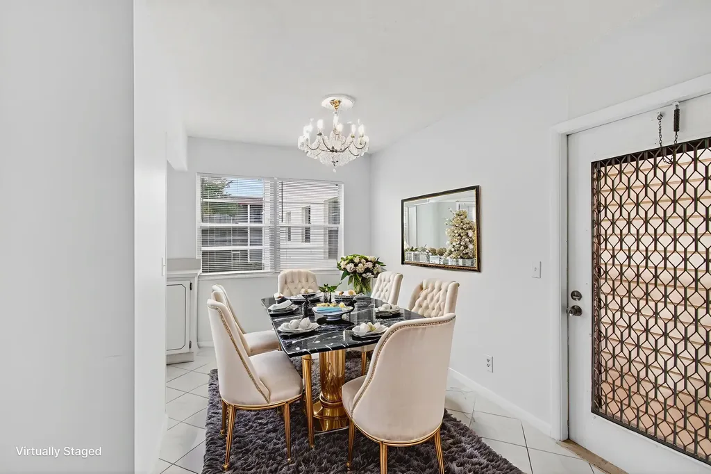 360 Fanshaw I Boca Raton FL 33434