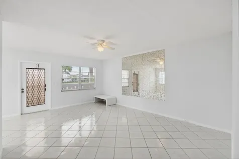 360 Fanshaw I Boca Raton FL 33434