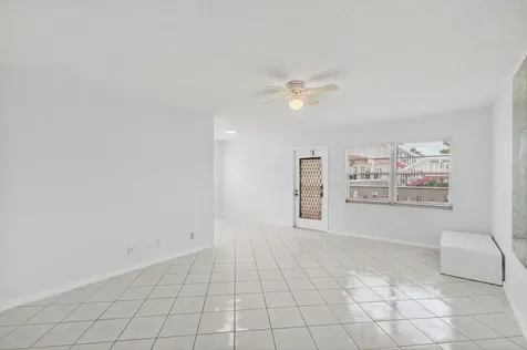 360 Fanshaw I Boca Raton FL 33434