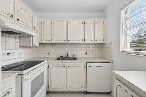 360 Fanshaw I Boca Raton FL 33434