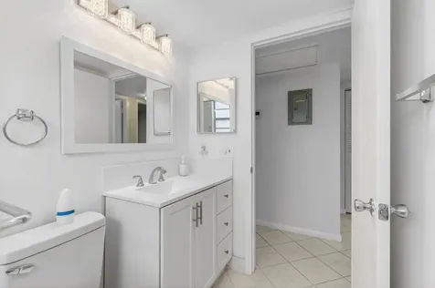 360 Fanshaw I Boca Raton FL 33434