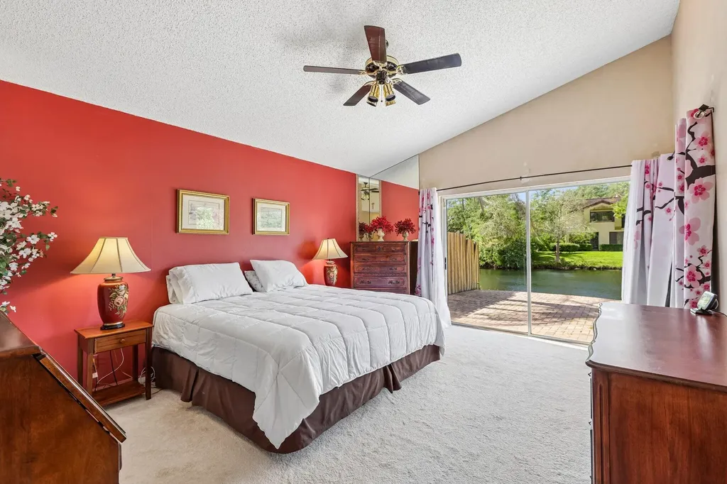 1110 NW 105th Way Plantation FL 33322