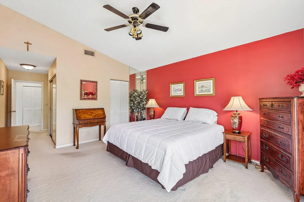1110 NW 105th Way Plantation FL 33322