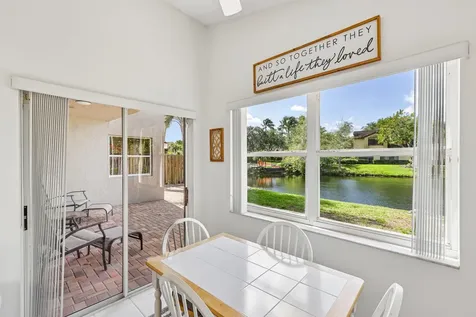 1110 NW 105th Way Plantation FL 33322