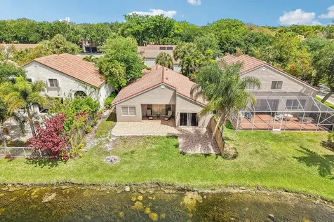 1110 NW 105th Way Plantation FL 33322