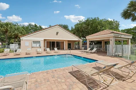 1110 NW 105th Way Plantation FL 33322