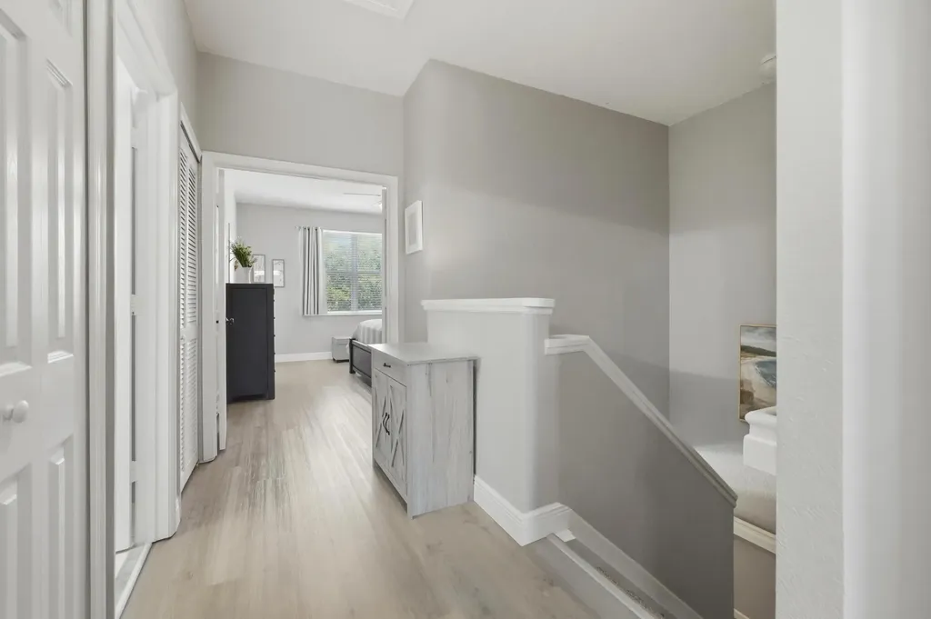 10581 NW 56th Place Coral Springs FL 33076