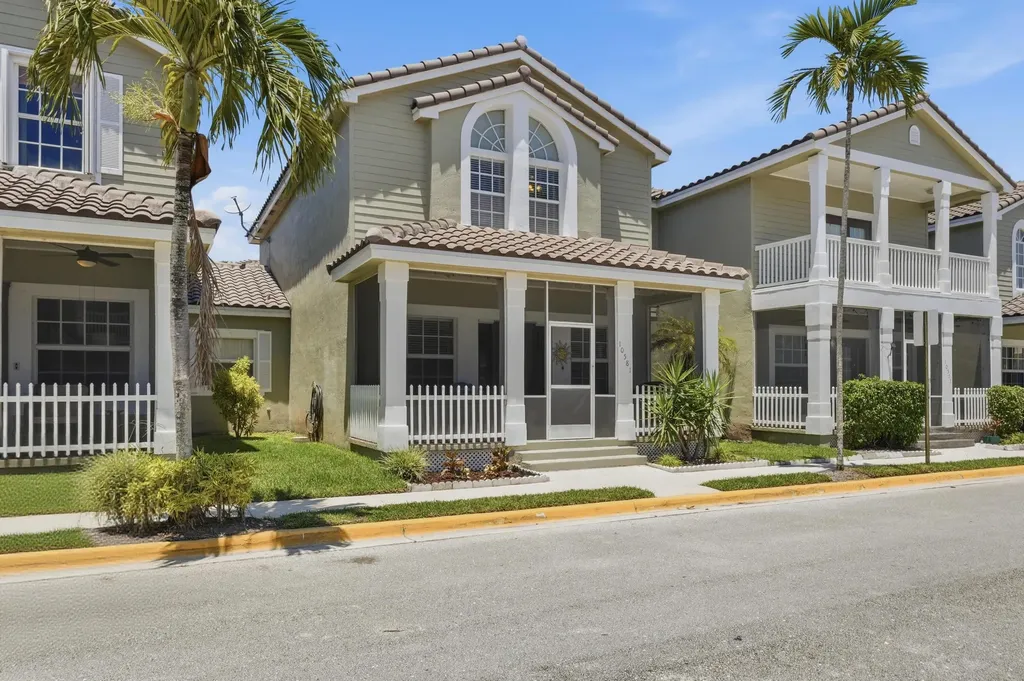 10581 NW 56th Place Coral Springs FL 33076