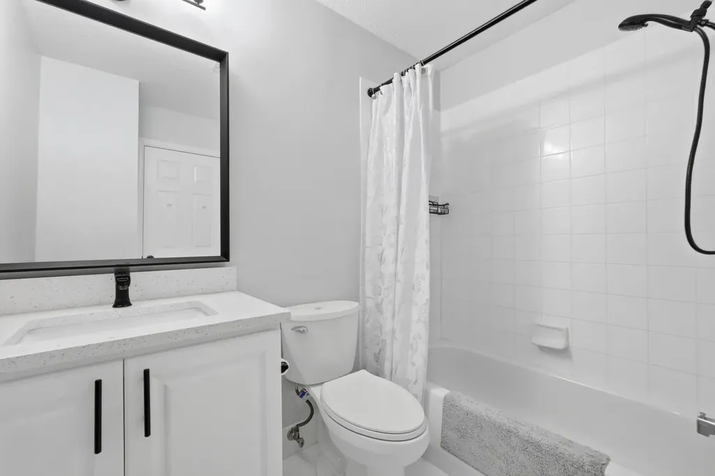 10581 NW 56th Place Coral Springs FL 33076