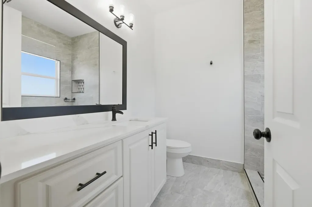 10581 NW 56th Place Coral Springs FL 33076