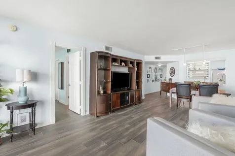 116 Lake Emerald Drive Oakland Park FL 33309