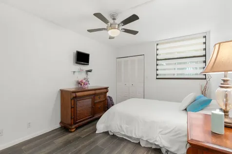 116 Lake Emerald Drive Oakland Park FL 33309
