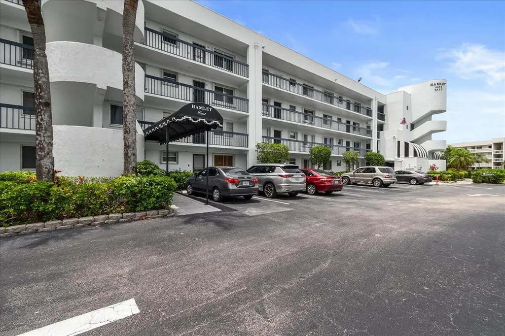 6698 10th Avenue N Lake Worth FL 33461
