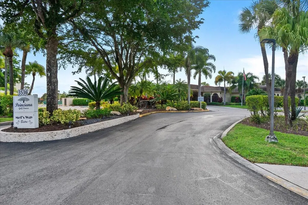 6698 10th Avenue N Lake Worth FL 33461