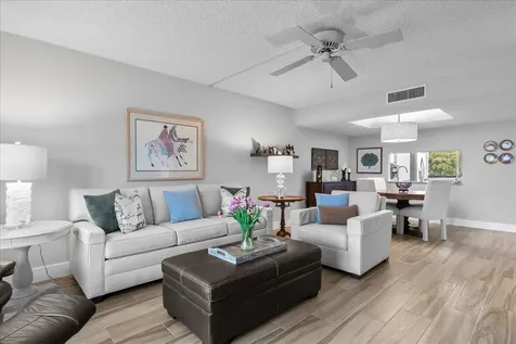 6698 10th Avenue N Lake Worth FL 33461