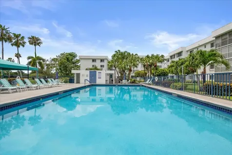 6698 10th Avenue N Lake Worth FL 33461