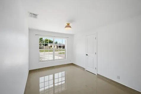 941 NE 23rd Court Pompano Beach FL 33064