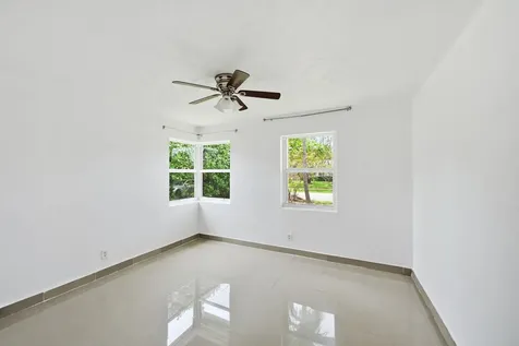 941 NE 23rd Court Pompano Beach FL 33064
