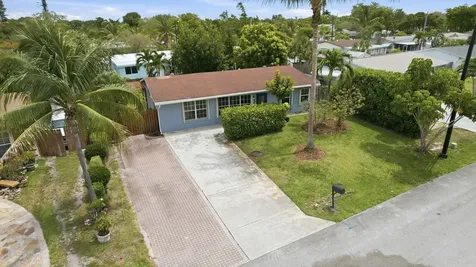 941 NE 23rd Court Pompano Beach FL 33064