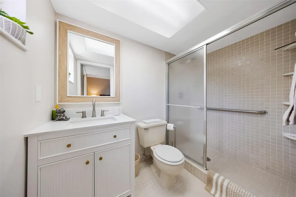 5250 Las Verdes Circle Delray Beach FL 33484