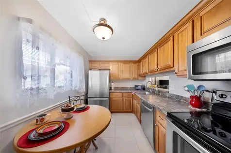 5250 Las Verdes Circle Delray Beach FL 33484