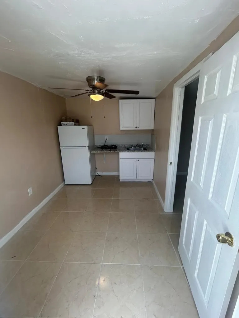 845 NW 132nd Street North Miami FL 33168