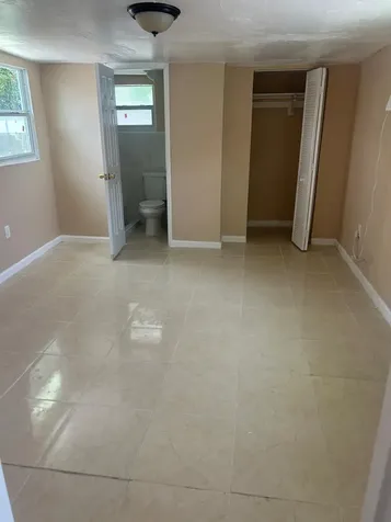 845 NW 132nd Street North Miami FL 33168