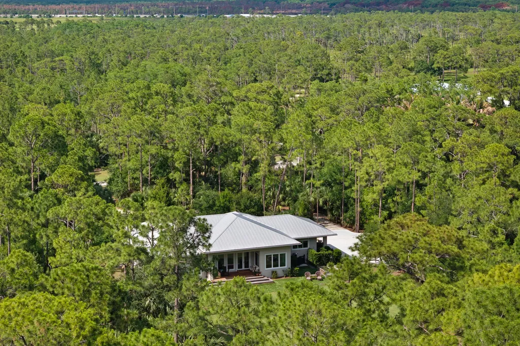 9010 Valley Oak Place Jupiter FL 33478