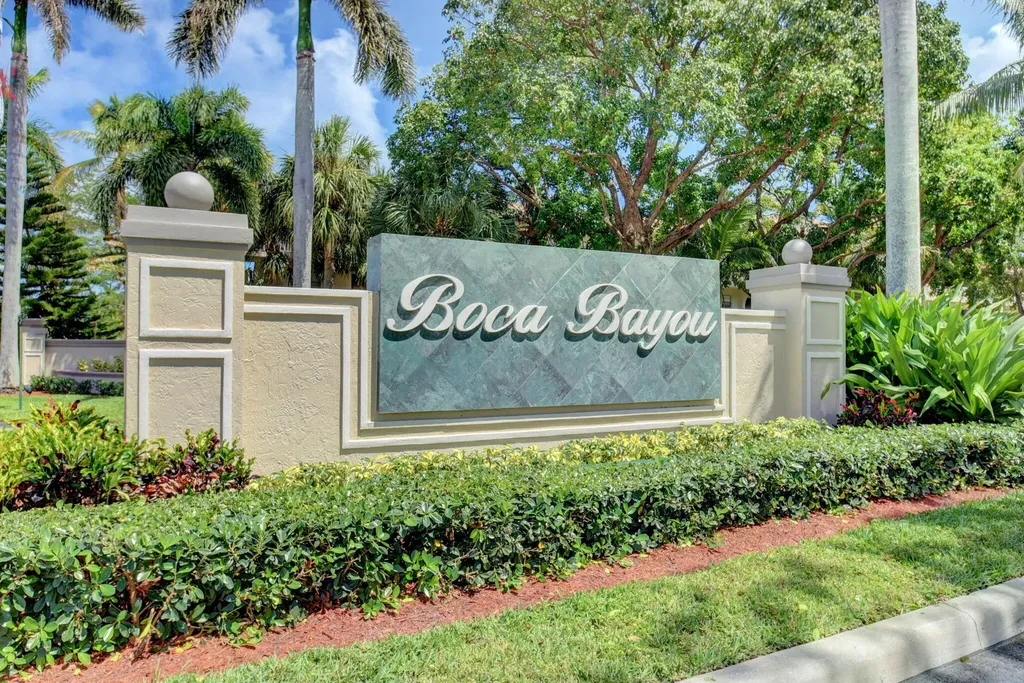 11 Royal Palm Way Boca Raton FL 33432