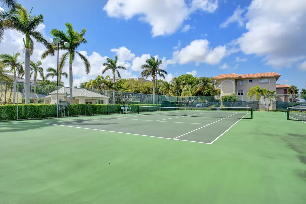11 Royal Palm Way Boca Raton FL 33432