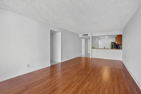 11 Royal Palm Way Boca Raton FL 33432