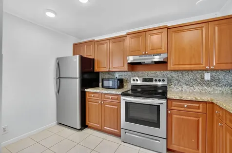 11 Royal Palm Way Boca Raton FL 33432
