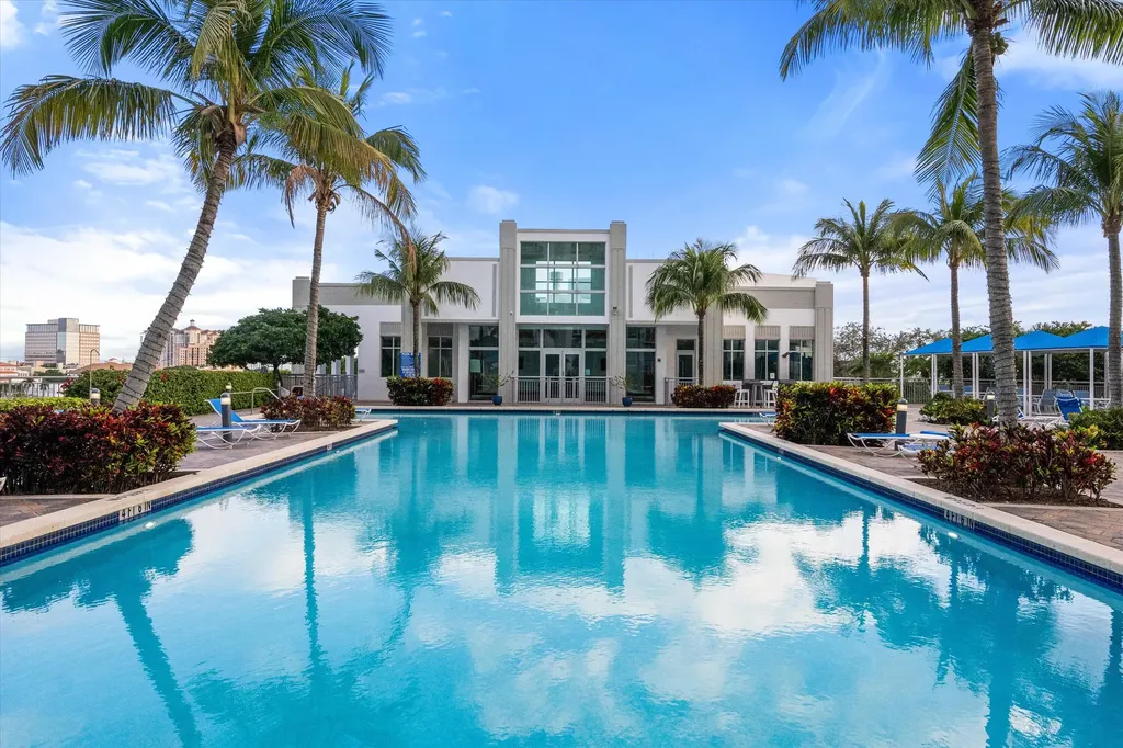 300 S Australian Avenue West Palm Beach FL 33401