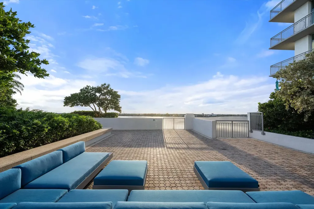 300 S Australian Avenue West Palm Beach FL 33401