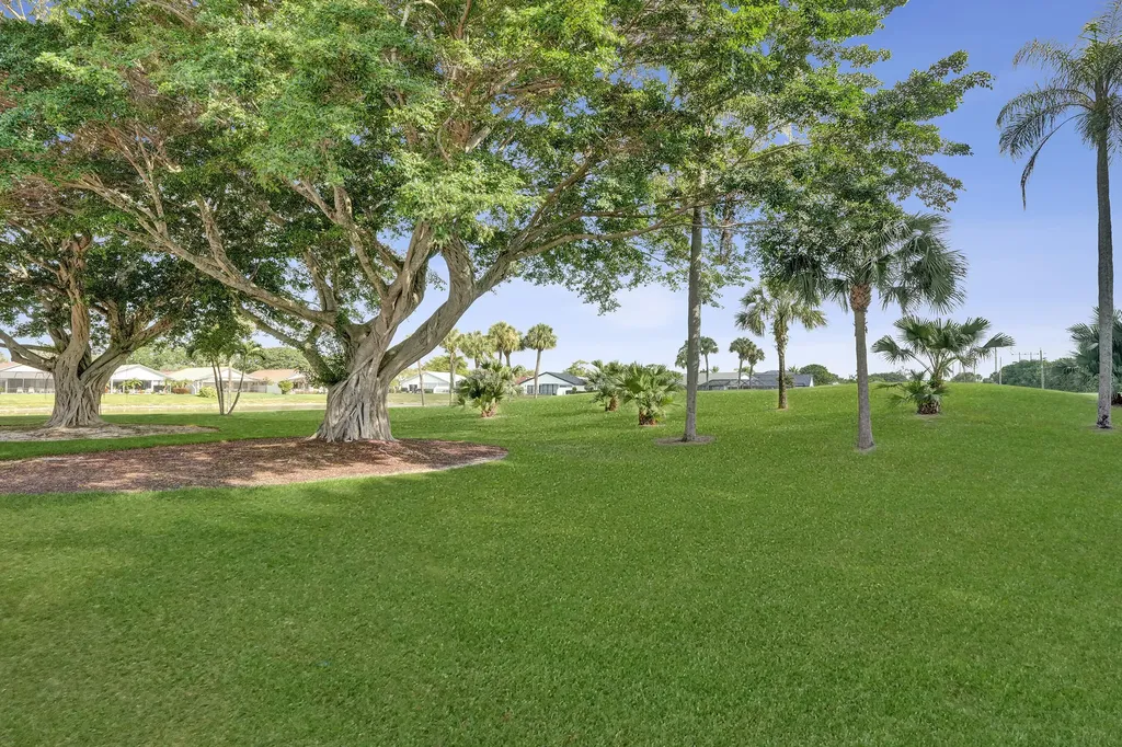 11049 Cloverleaf Circle Boca Raton FL 33428