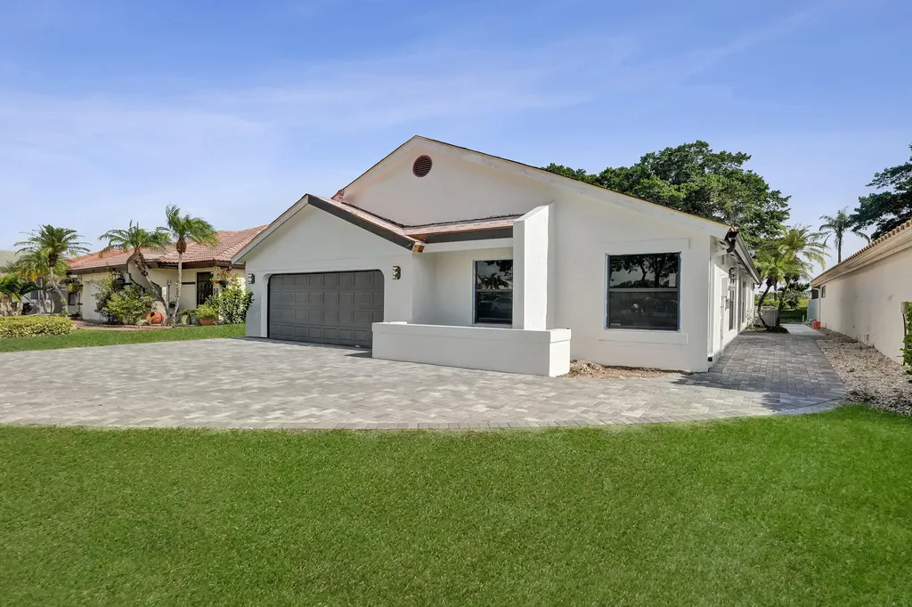 11049 Cloverleaf Circle Boca Raton FL 33428