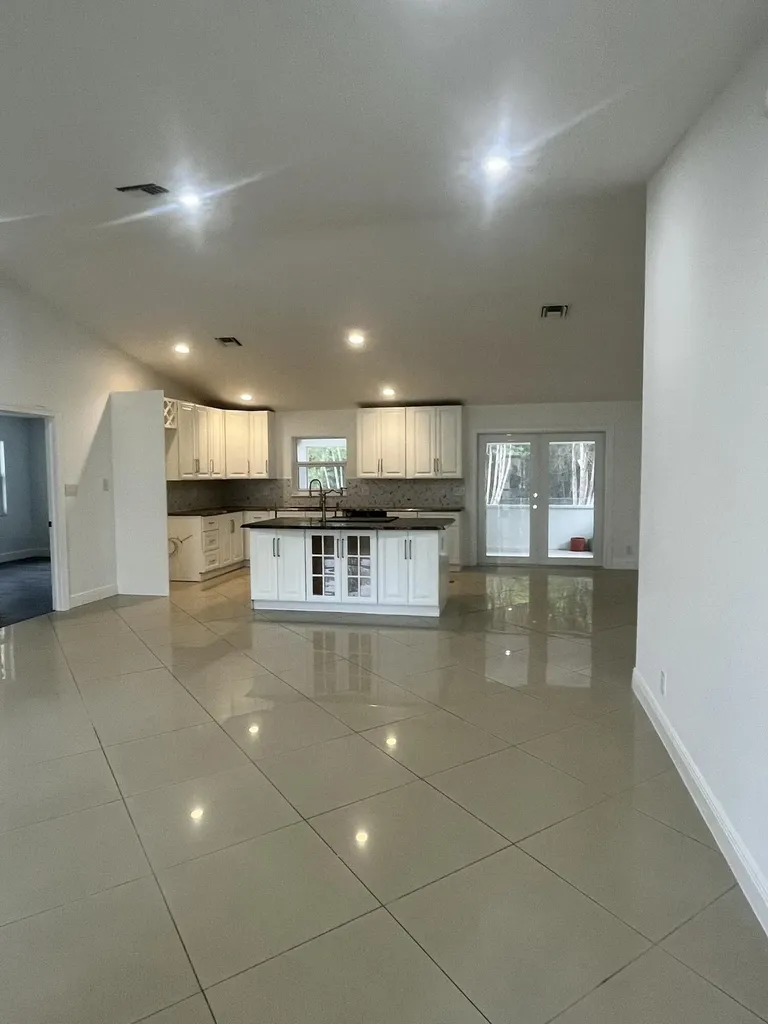 18268 N 49th Street Street N The Acreage FL 33470