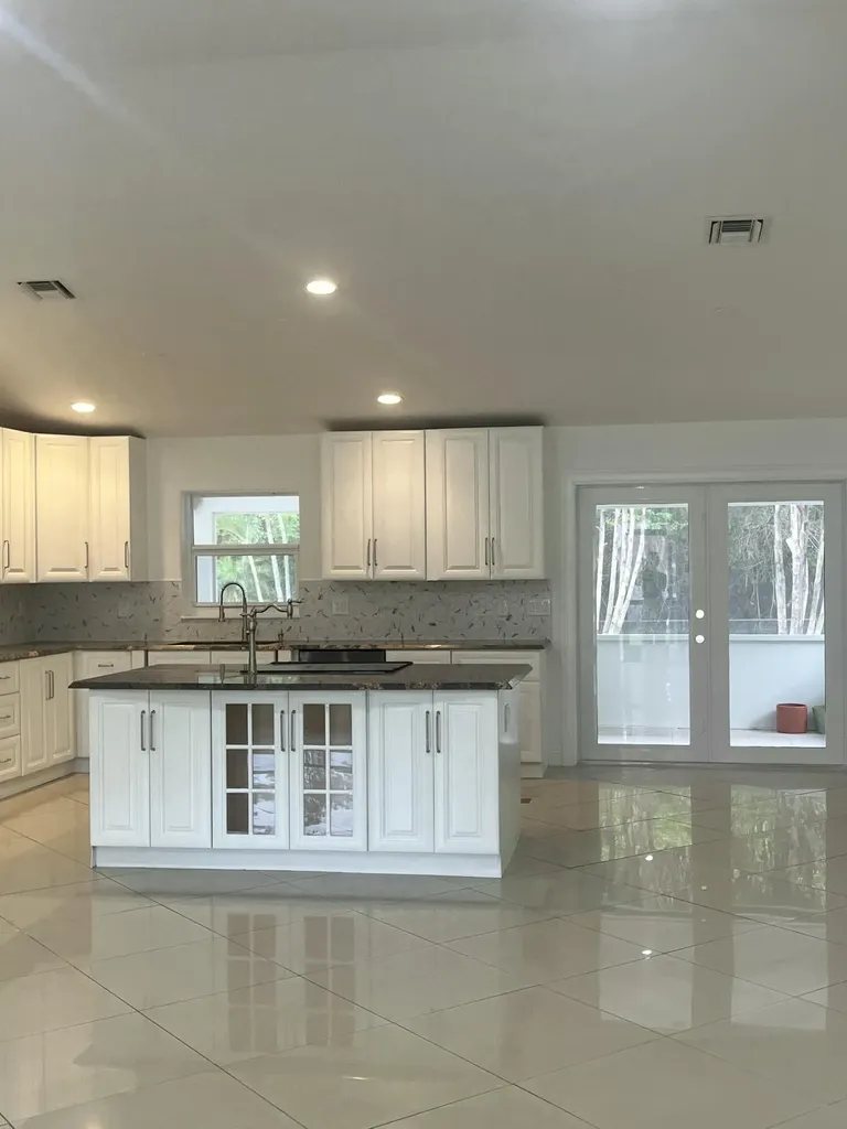 18268 N 49th Street Street N The Acreage FL 33470