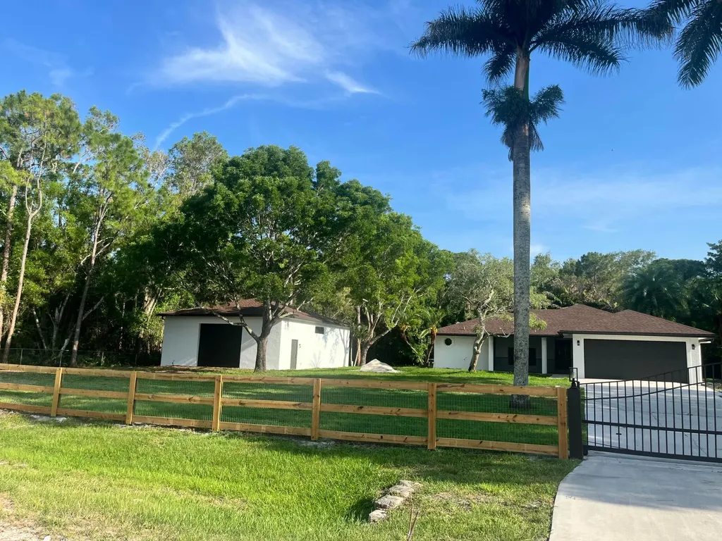 18268 N 49th Street Street N The Acreage FL 33470